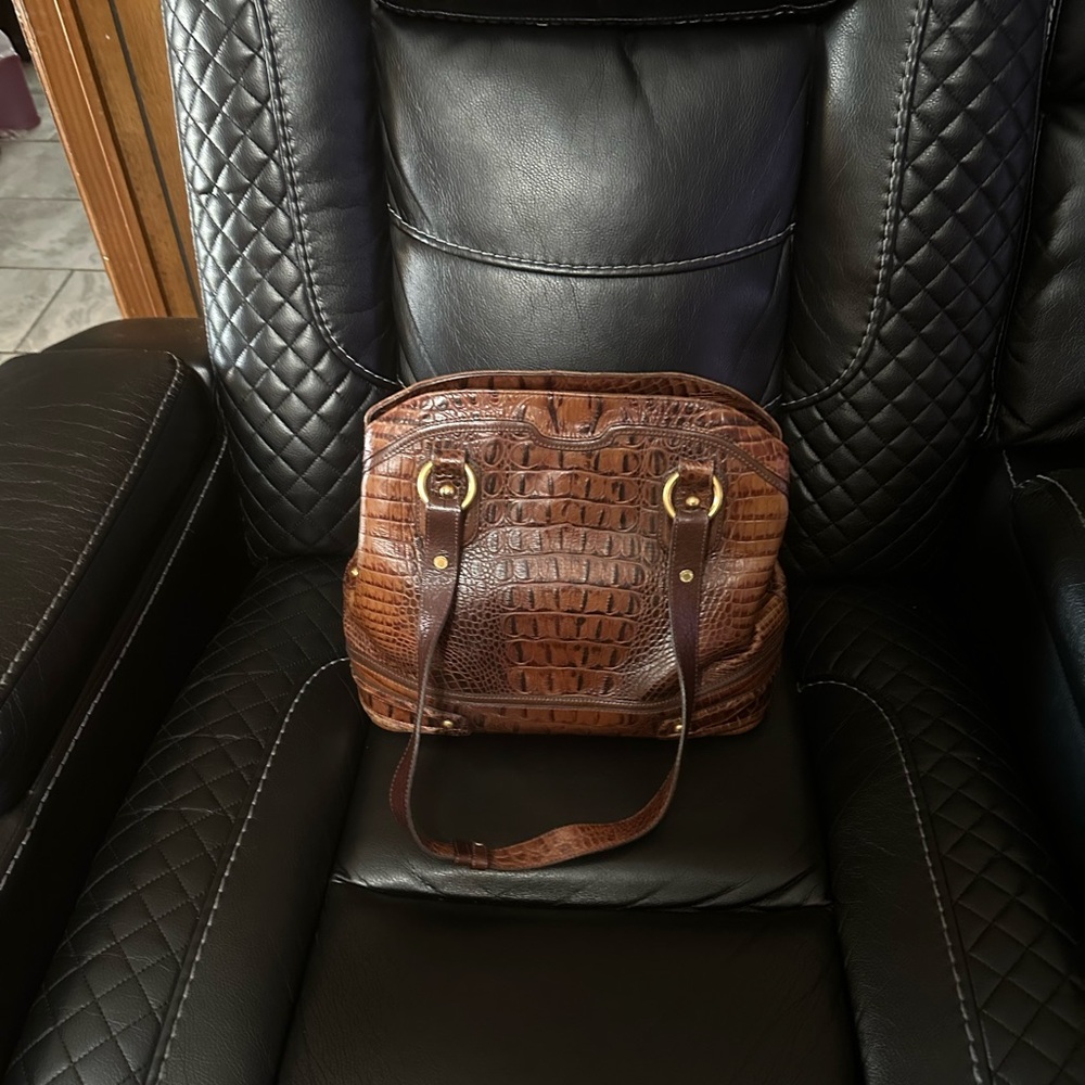 Vintage Brahmin!!!  Cleaning my mom’s closet found some more worth selling!!!